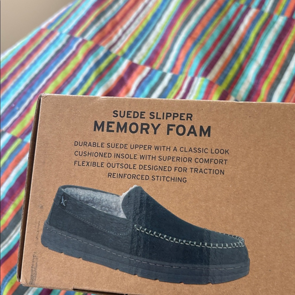 Eddie Bauer Men's Suede SlipperDark Gray size men’s medium 8–9 memory foam nwt - Picture 4 of 7